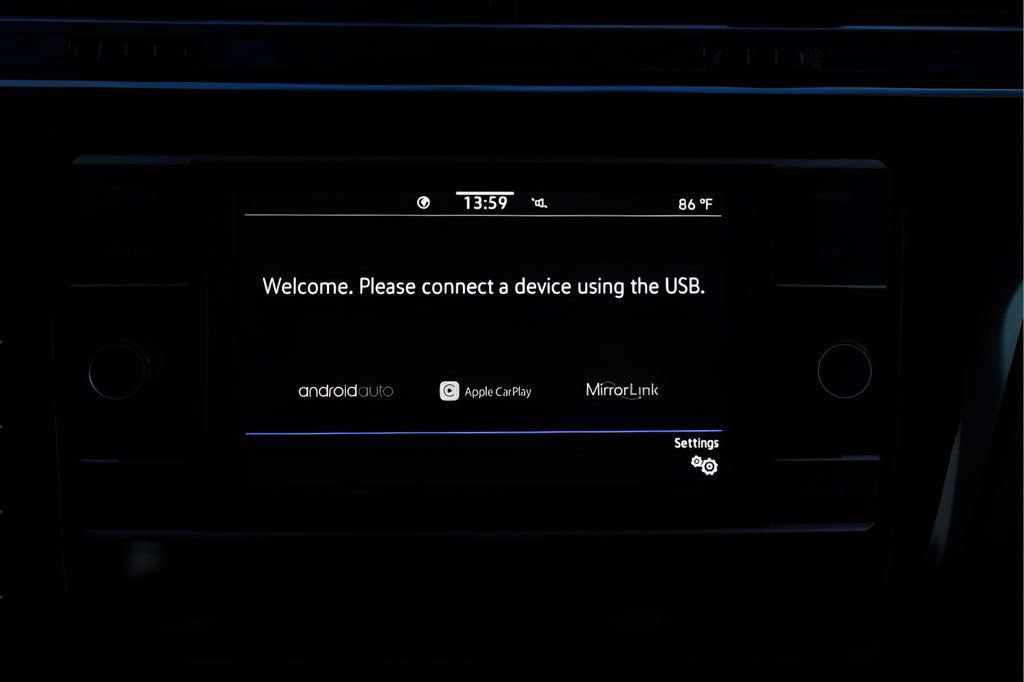 Used 2020 Volkswagen Tiguan S FWD image 28