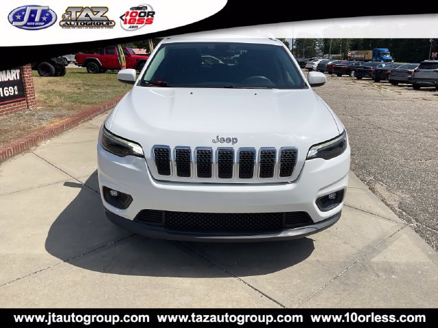Used 2019 Jeep Cherokee Latitude w/ Popular Appearance Group FWD image 2