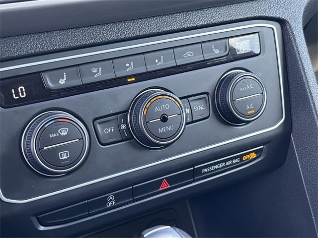 Used 2020 Volkswagen Atlas Cross Sport SE w/ Panoramic Sunroof Package image 27