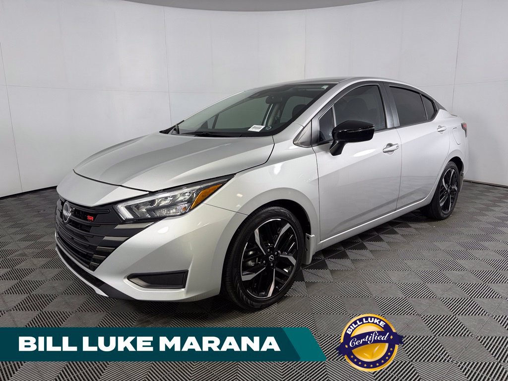 Used 2025 Nissan Versa SR w/ Trunk Package FWD image 1