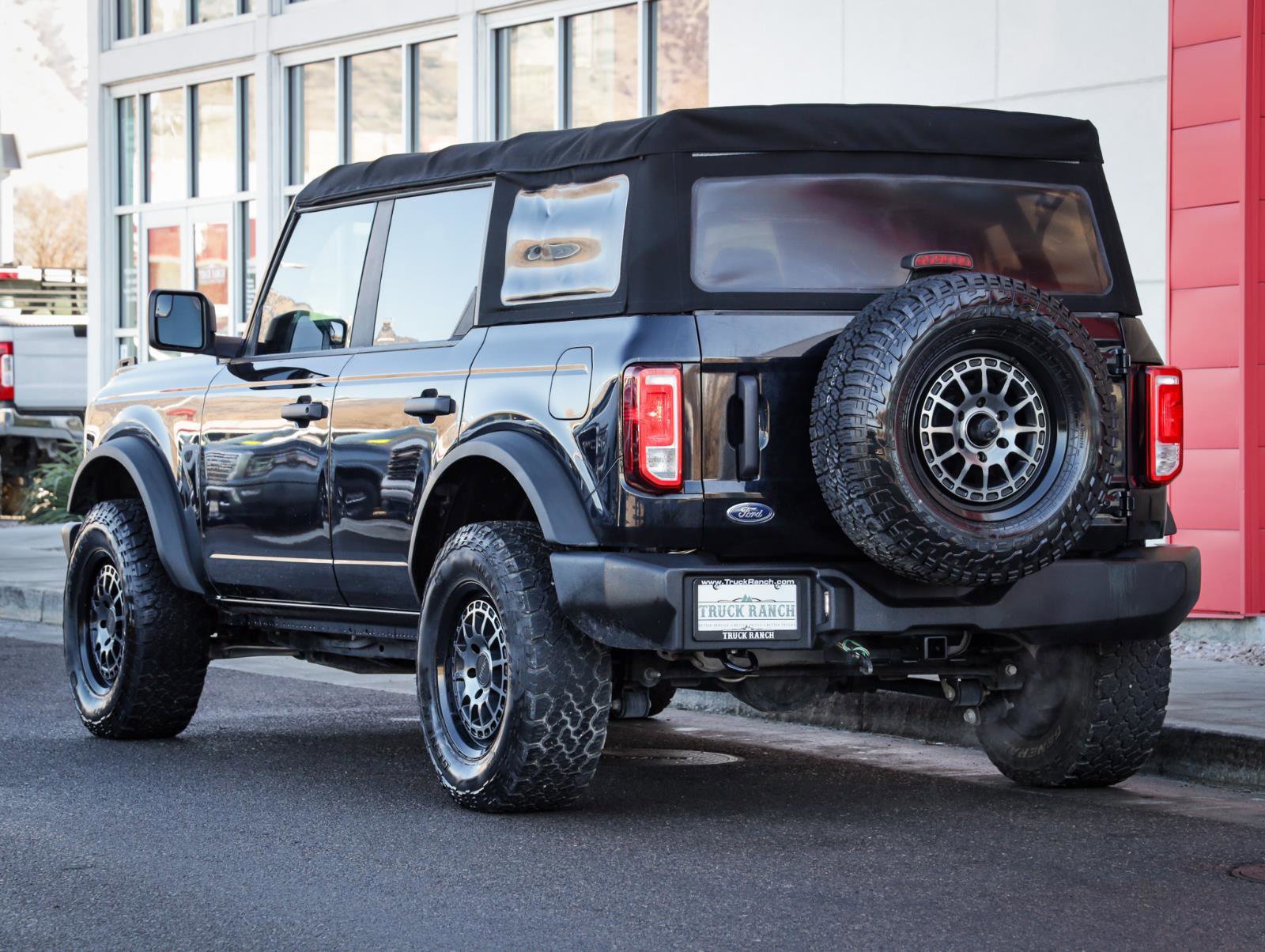 Used 2021 Ford Bronco 4-Door image 5