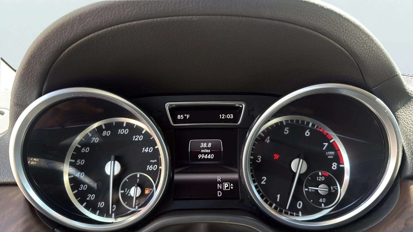 Used 2013 Mercedes-Benz ML 550 4MATIC image 10