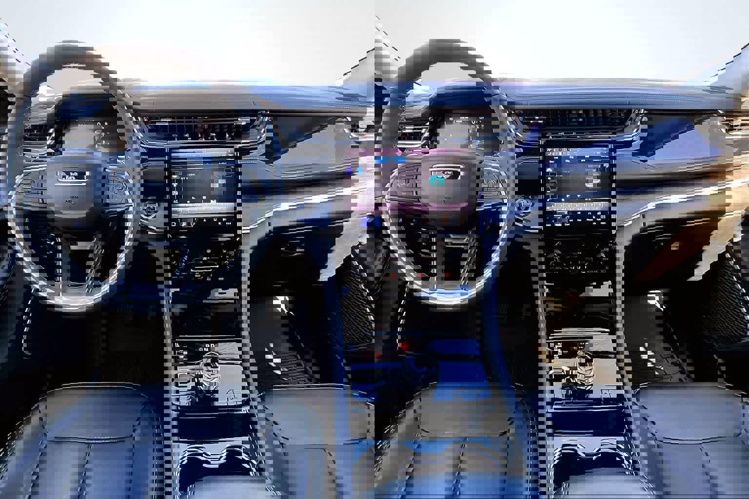 Used 2022 Jeep Grand Cherokee Limited 4xe image 10