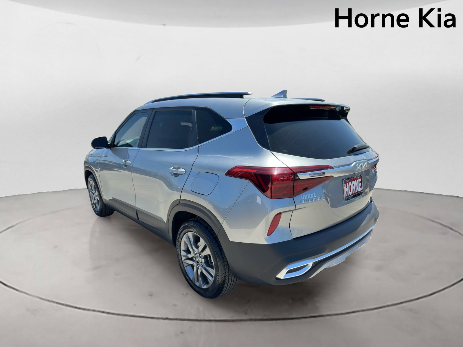 Certified 2023 Kia Seltos S FWD image 5