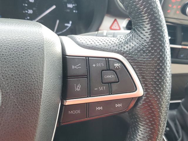 Used 2024 Toyota Sienna LE FWD image 24