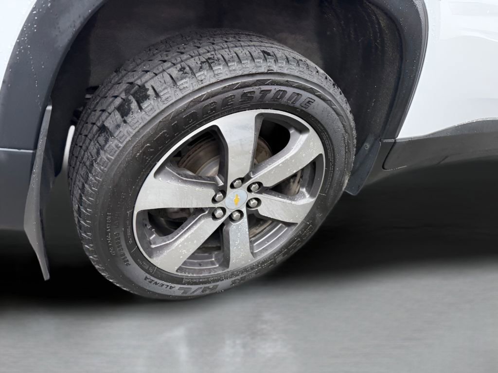 Used 2021 Chevrolet Traverse LT w/ LT Premium Package AWD/4WD image 15