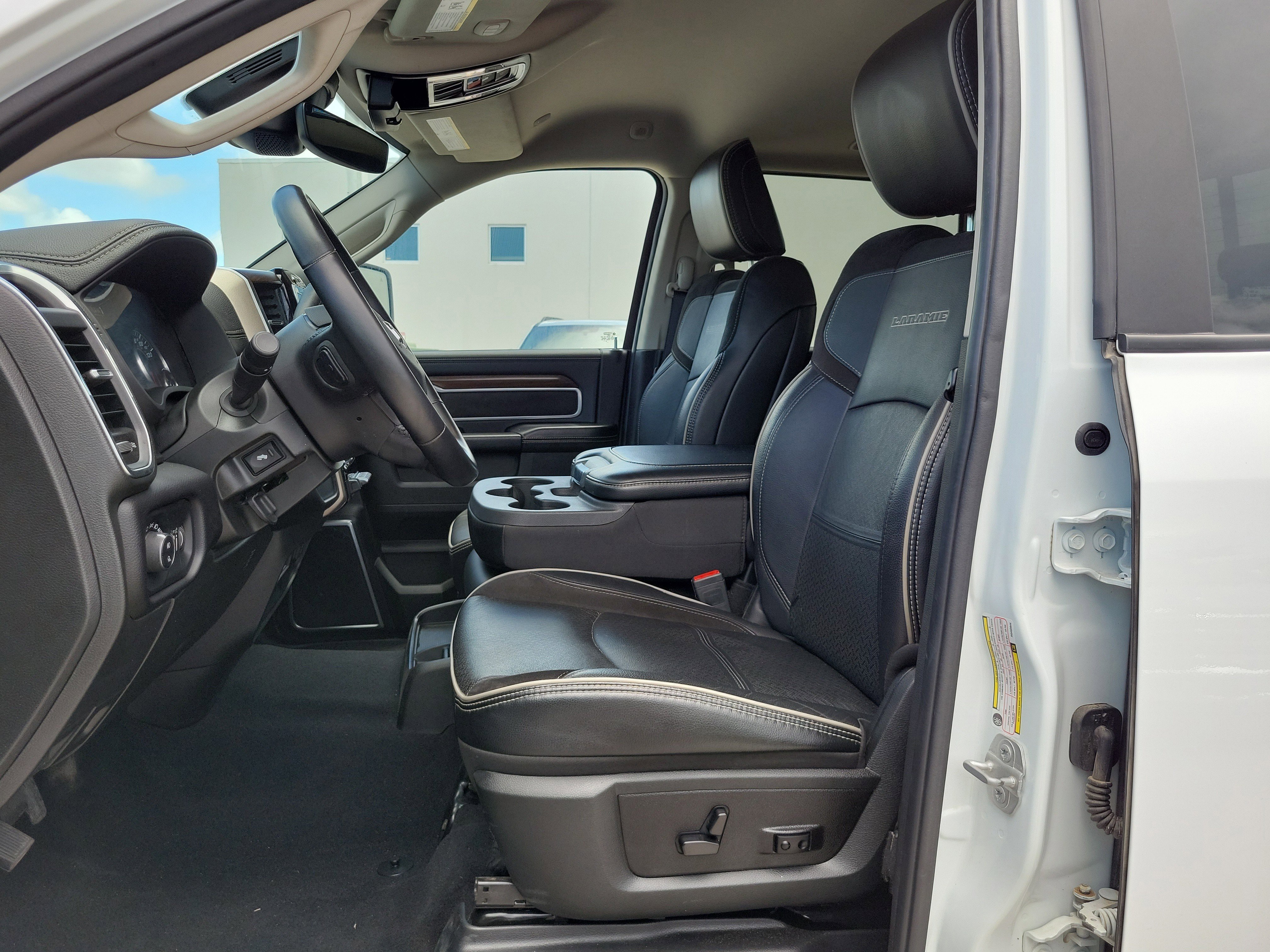 Used 2024 RAM 2500 Laramie w/ Safety Group AWD/4WD image 12
