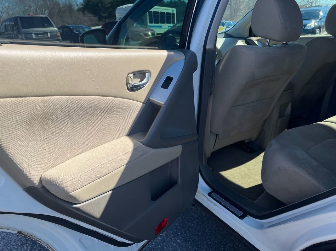 Used 2014 Nissan Murano S AWD/4WD image 13
