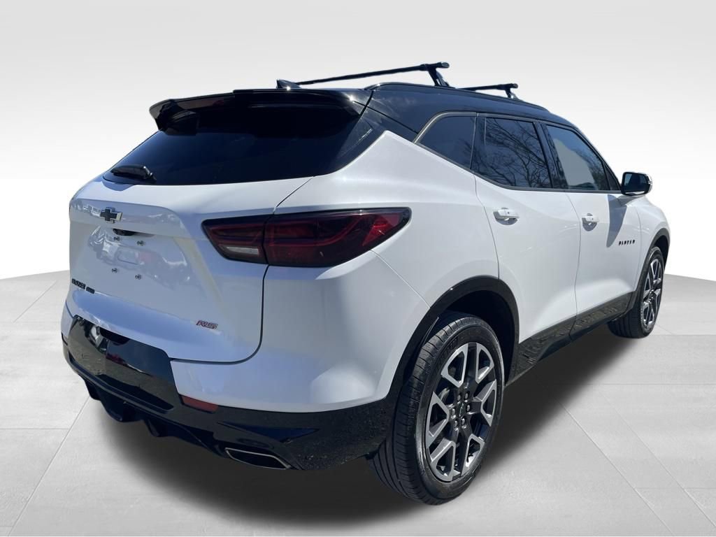 Used 2024 Chevrolet Blazer RS w/ Driver Confidence II Package image 16