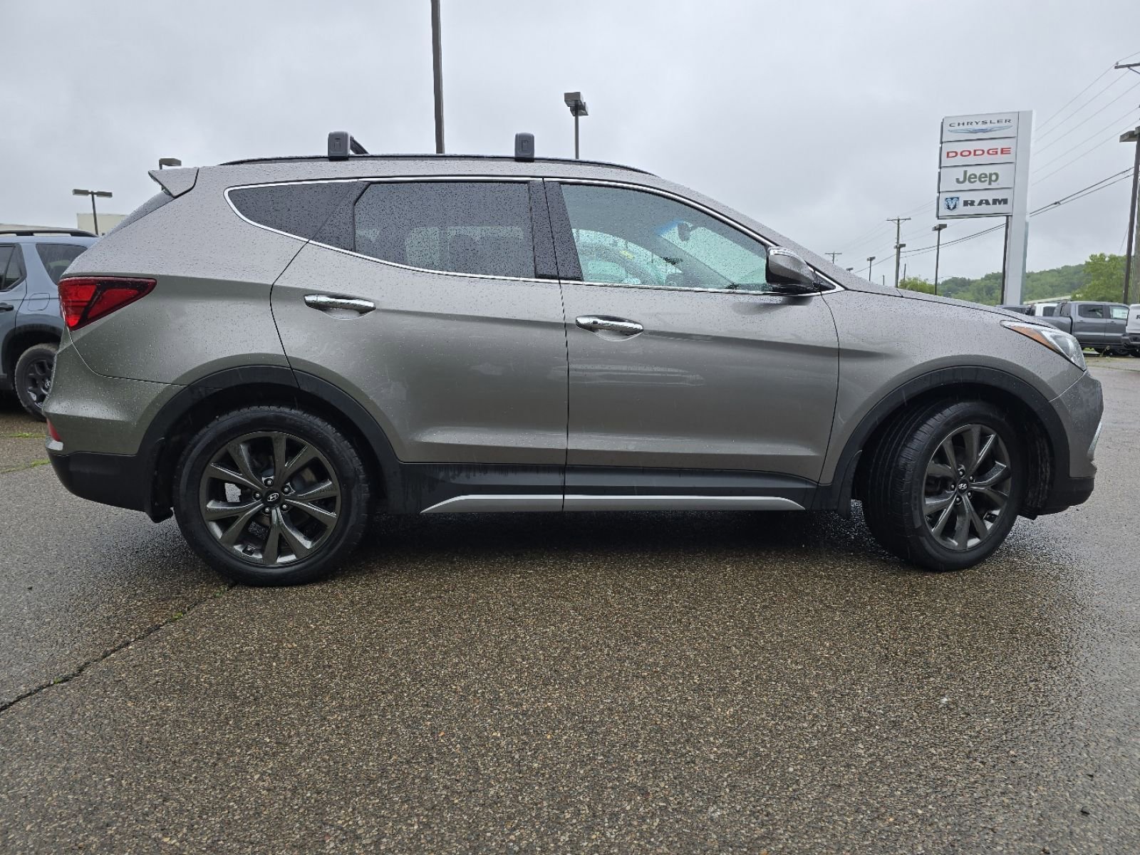 Used 2017 Hyundai Santa Fe Sport AWD/4WD image 20