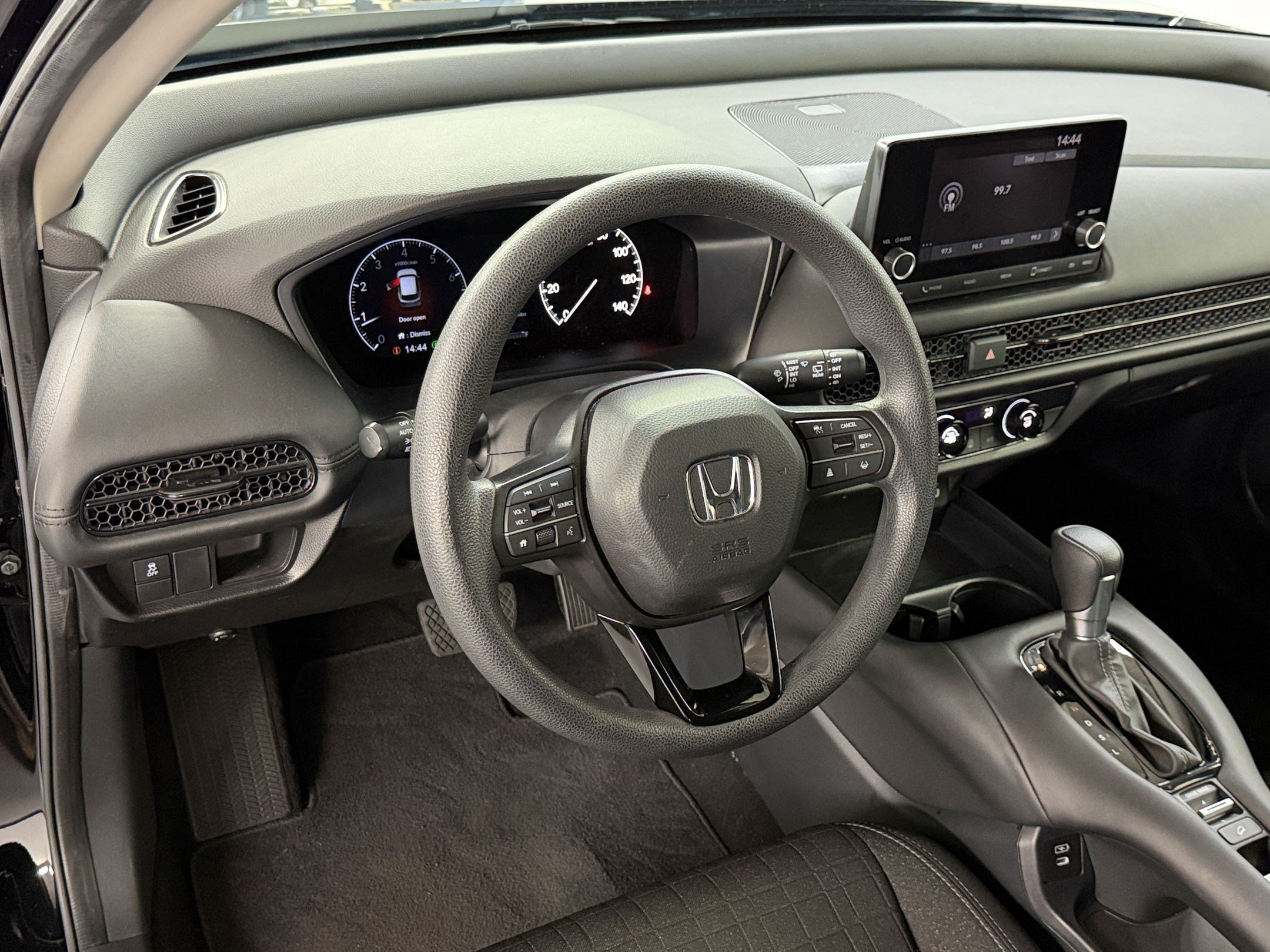 Certified 2024 Honda HR-V LX image 27
