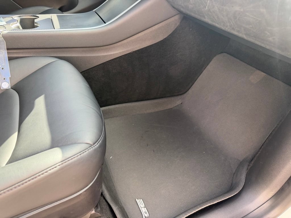 Used 2020 Tesla Model Y Long Range AWD/4WD image 14