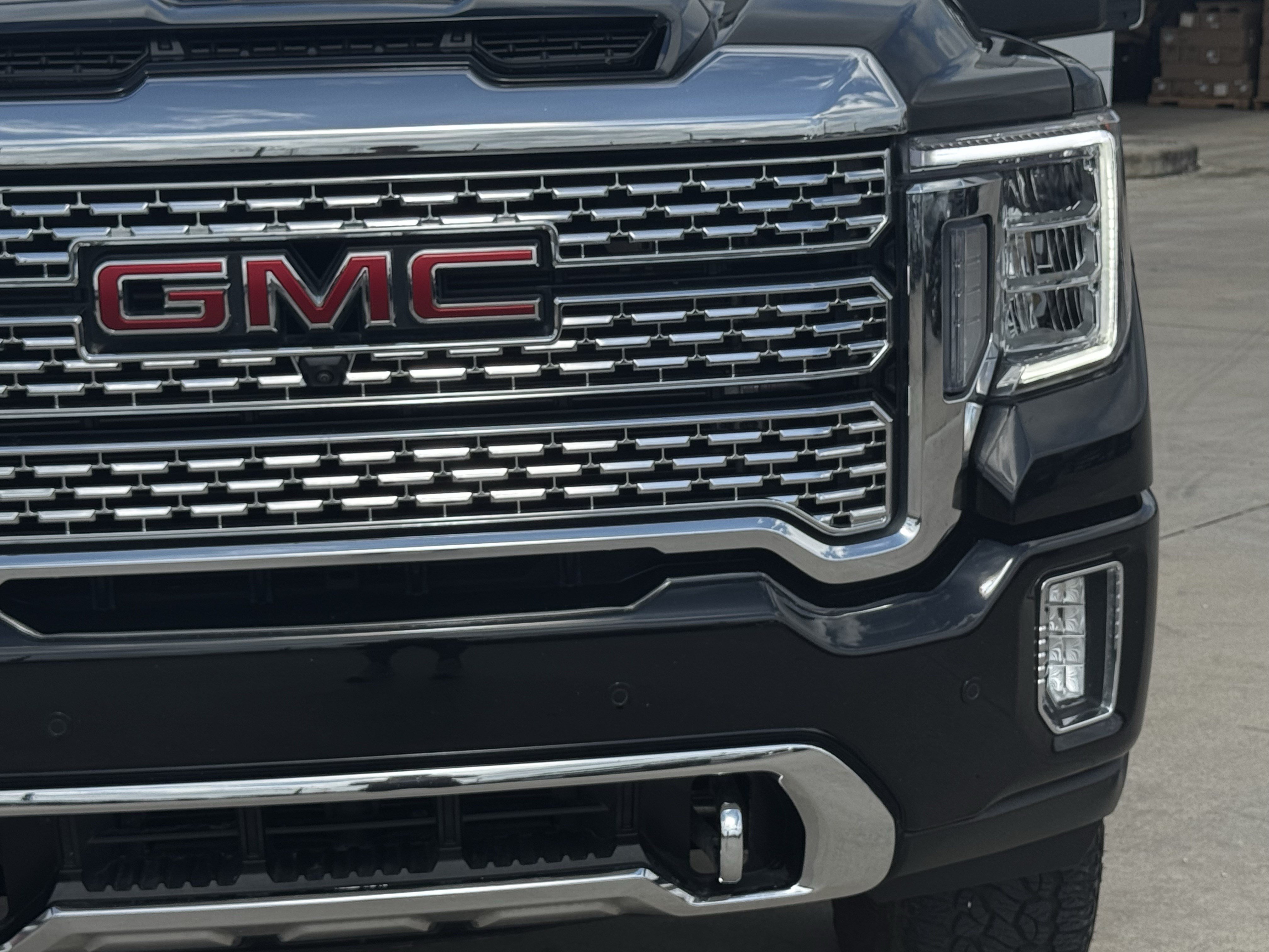 Used 2022 GMC Sierra 2500 Denali w/ Denali Ultimate Package AWD/4WD image 5