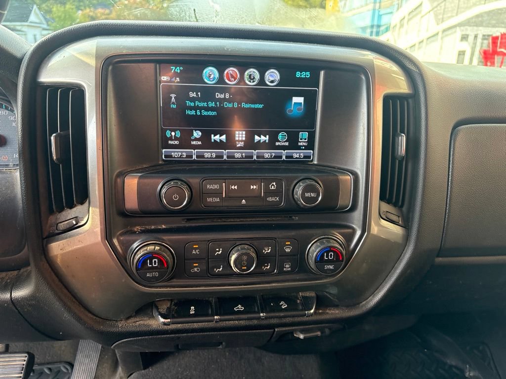 Used 2018 Chevrolet Silverado 1500 LT w/ All Star Edition AWD/4WD image 15
