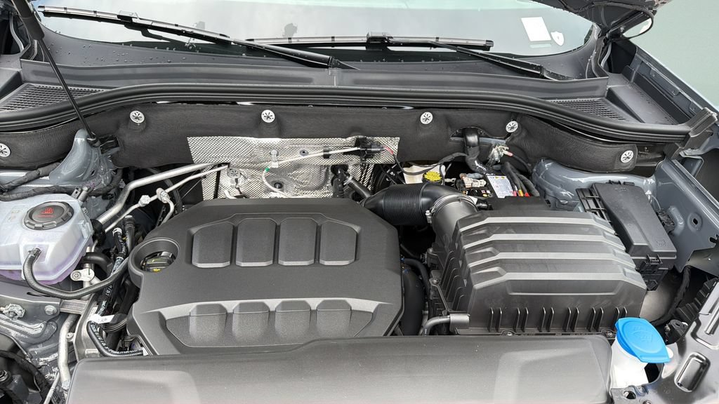 New 2026 Volkswagen Atlas SE FWD image 32