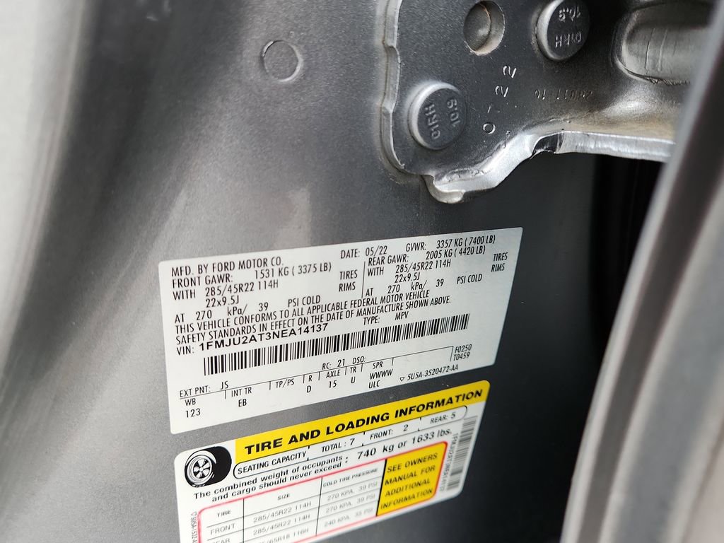 Used 2022 Ford Expedition Limited image 20