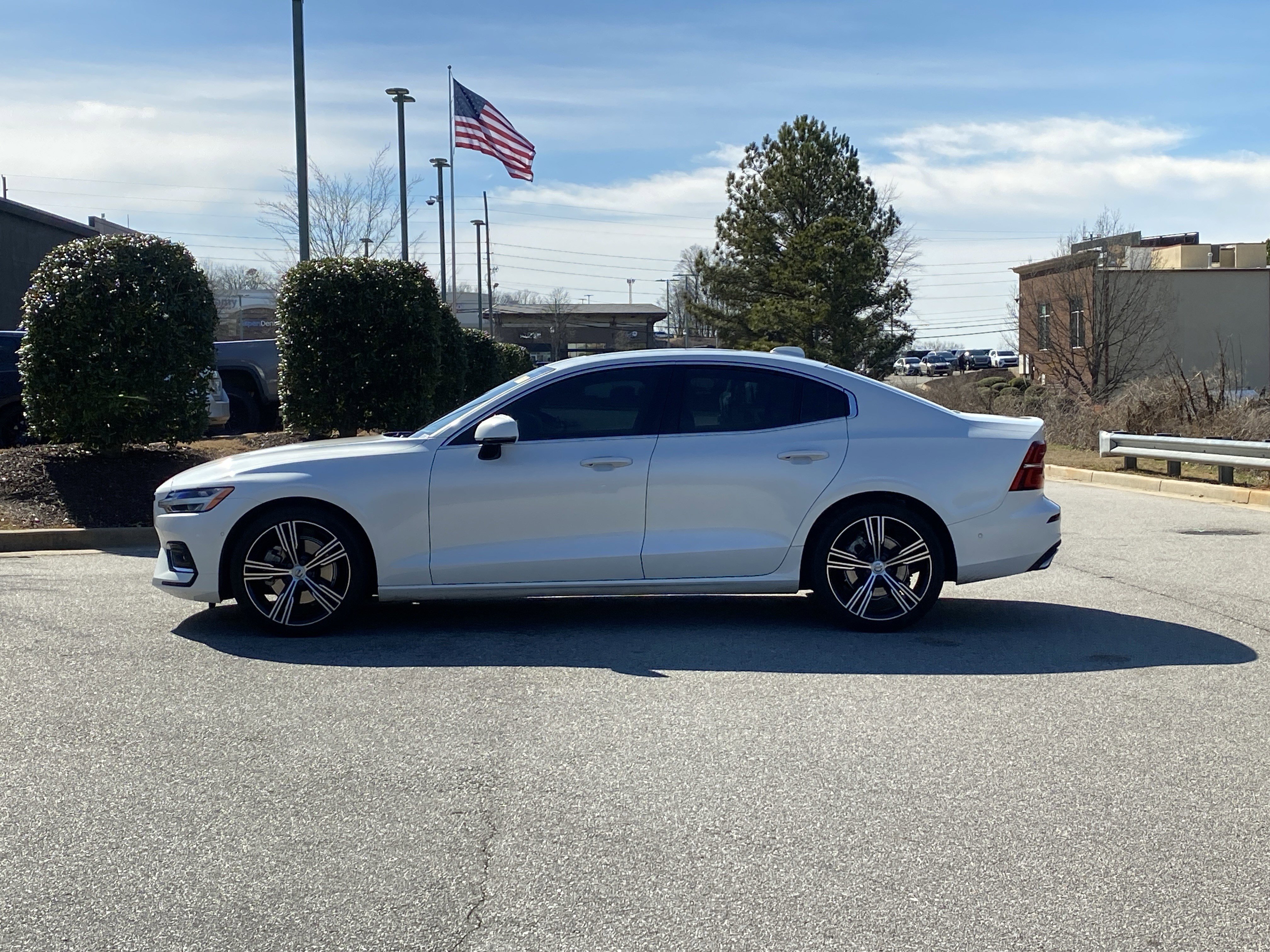 Used 2021 Volvo S60 T5 Inscription w/ Advanced Package image 13