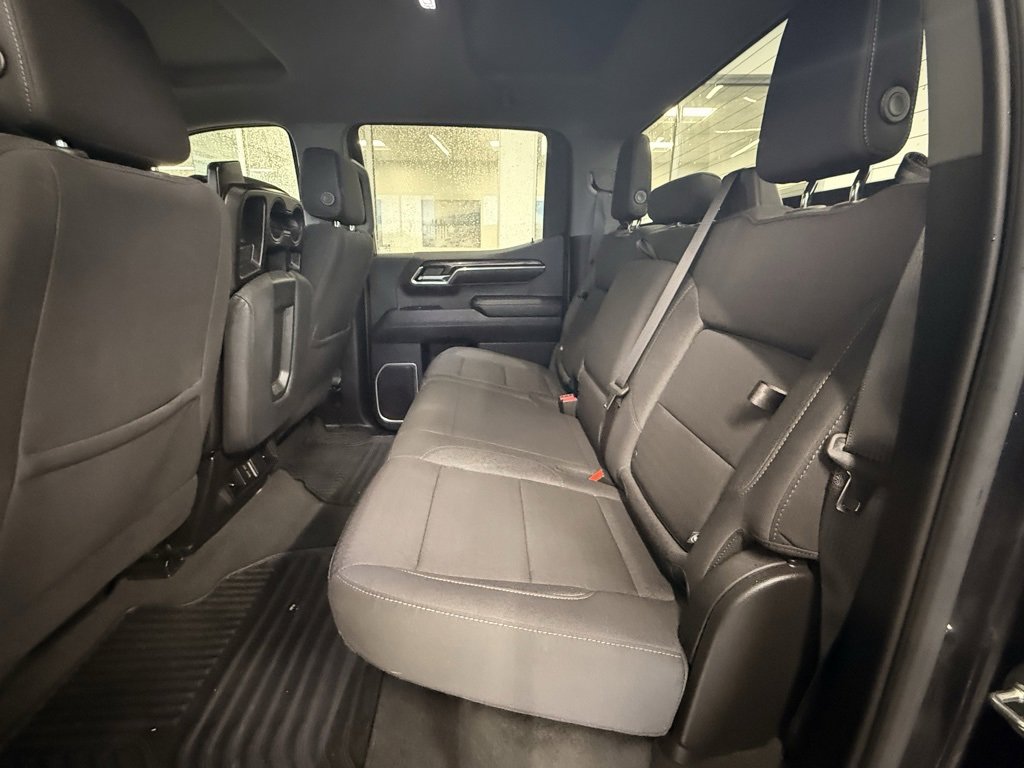 Used 2024 GMC Sierra 1500 Elevation image 19
