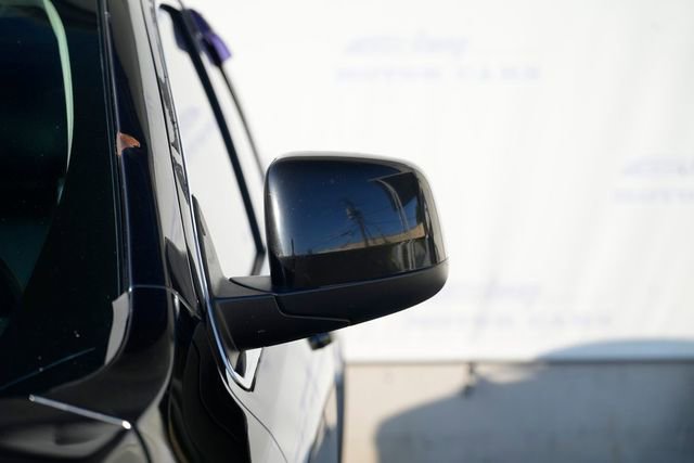 Used 2011 Jeep Grand Cherokee Laredo image 10