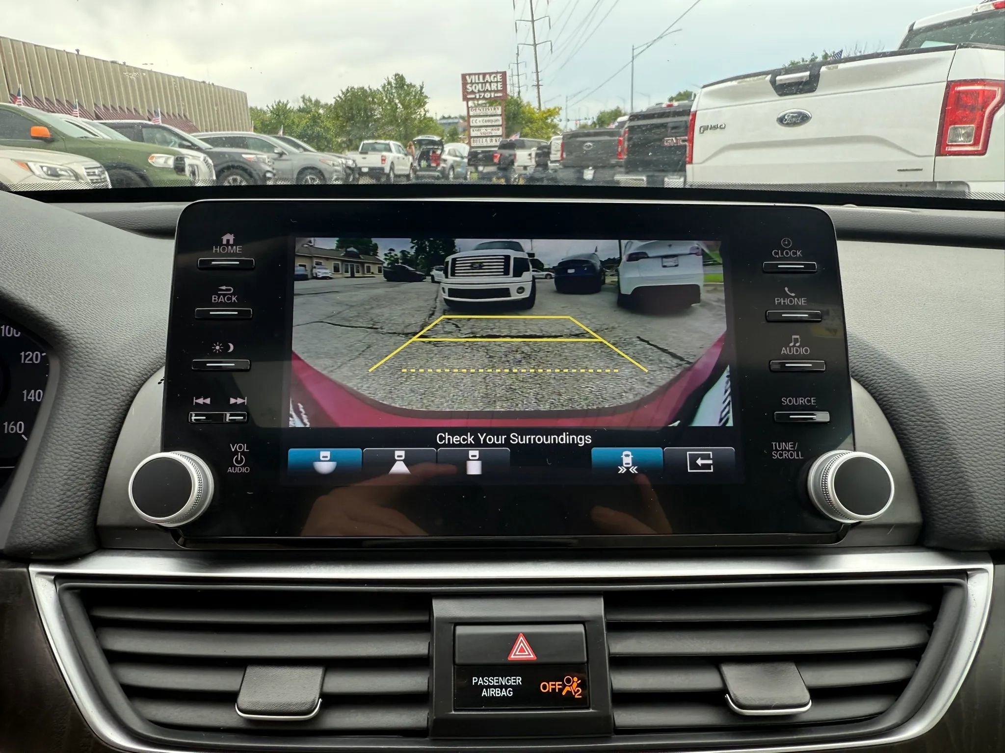 Used 2022 Honda Accord EX-L image 18