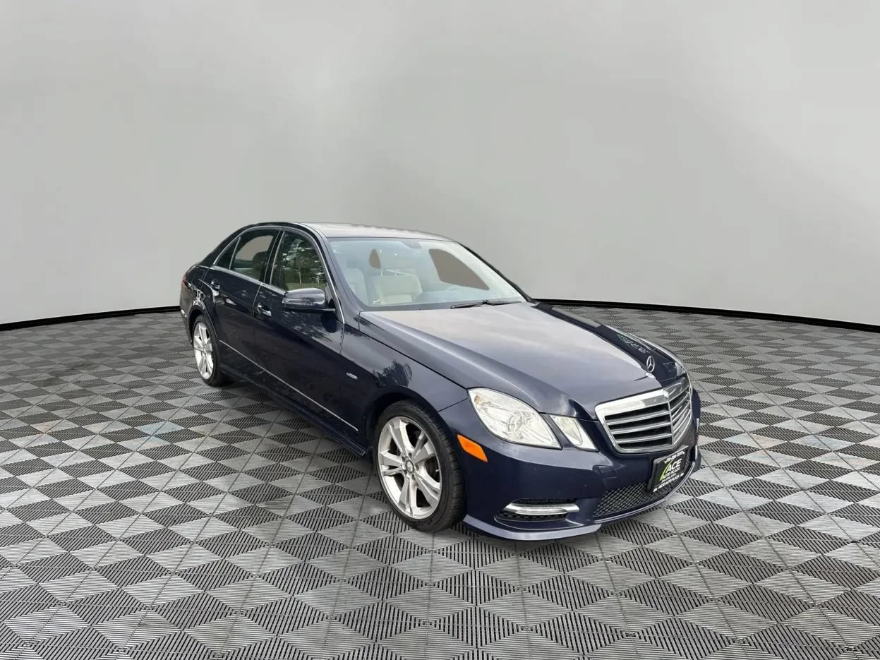 Used 2012 Mercedes-Benz E 350 4MATIC Sedan image 1