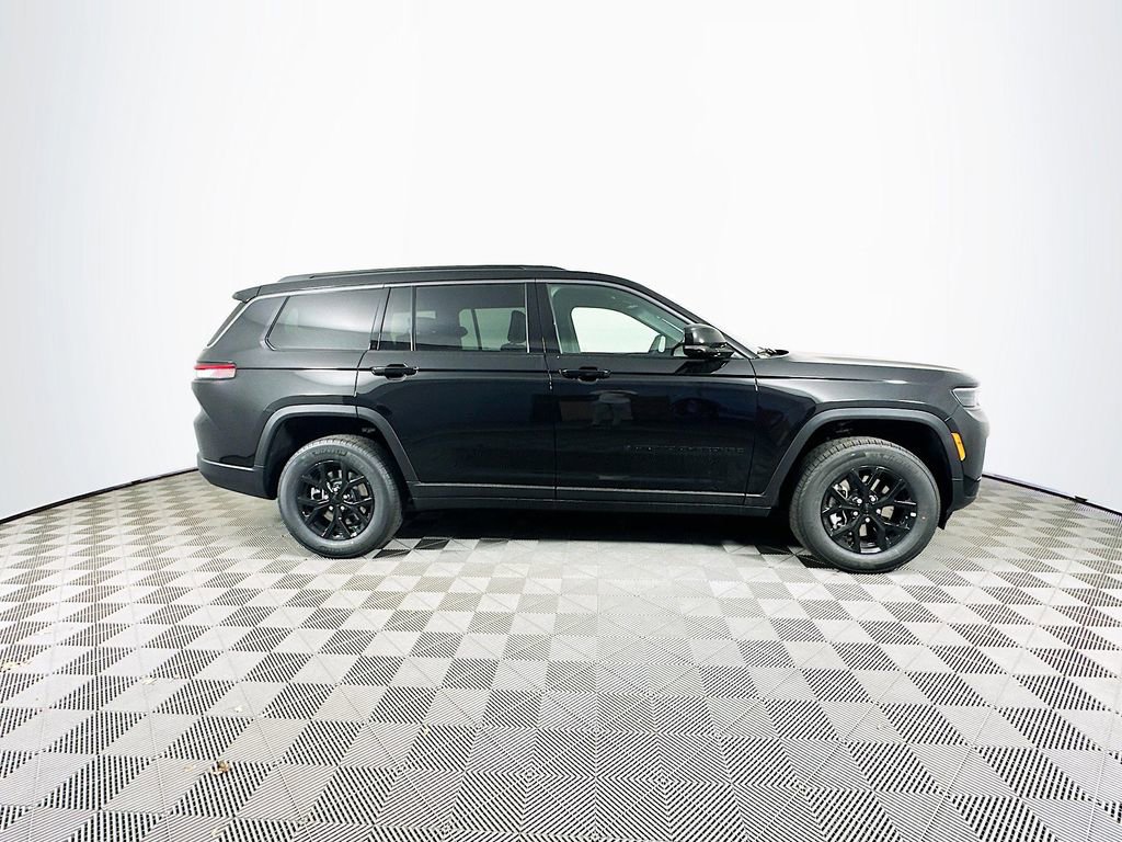 New 2026 Jeep Grand Cherokee L 4WD image 11