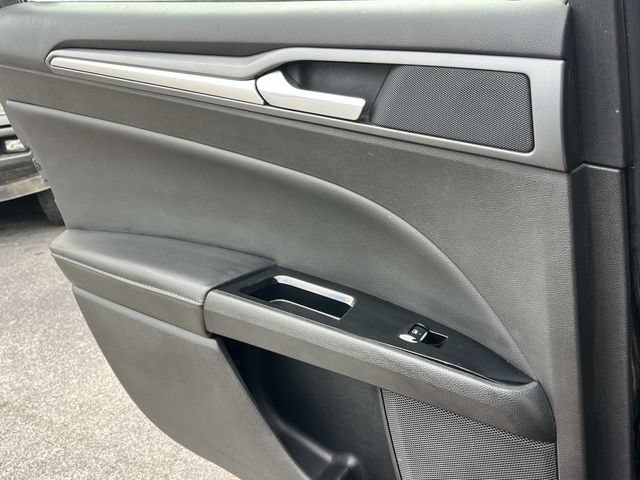 Used 2014 Ford Fusion Titanium AWD/4WD image 22