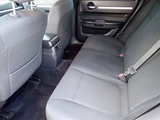 Used 2010 Dodge Charger SE AWD/4WD image 8