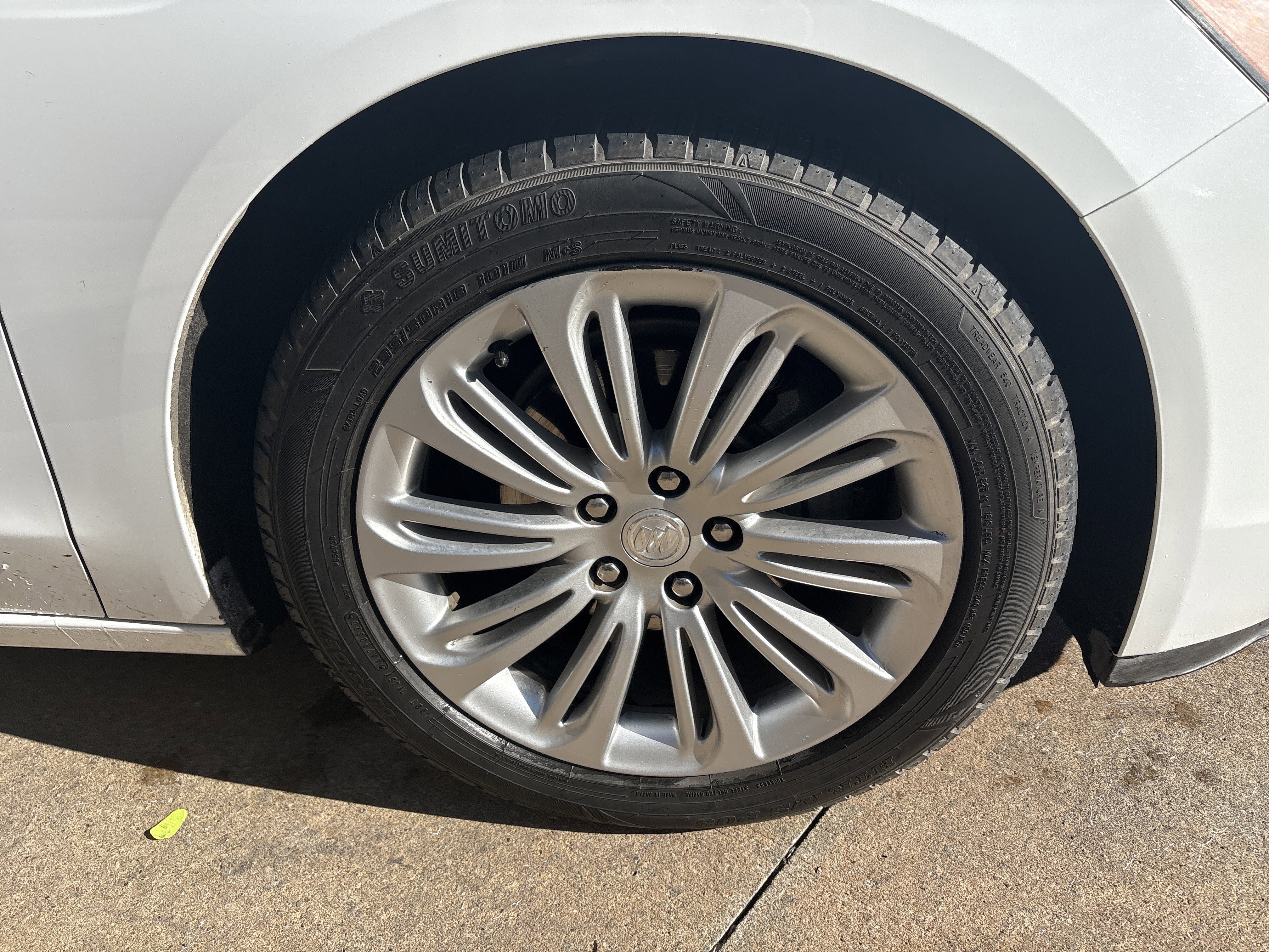 Used 2018 Buick LaCrosse Essence w/ Sun and Shade Package image 12