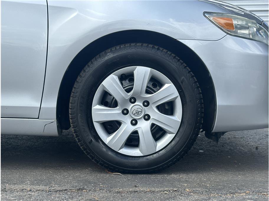 Used 2011 Toyota Camry FWD image 24