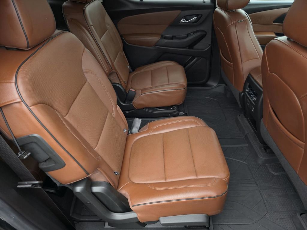 Used 2021 Chevrolet Traverse High Country w/ LPO, Floor Liner Package AWD/4WD image 43