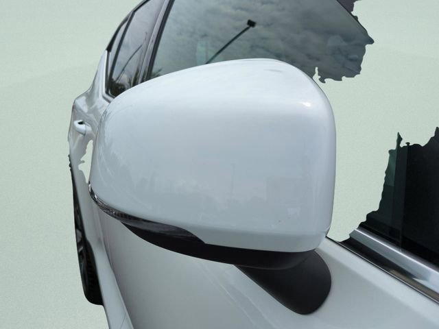 Certified 2024 Volvo XC40 B5 Ultimate w/ Protection Package Premier AWD/4WD image 27