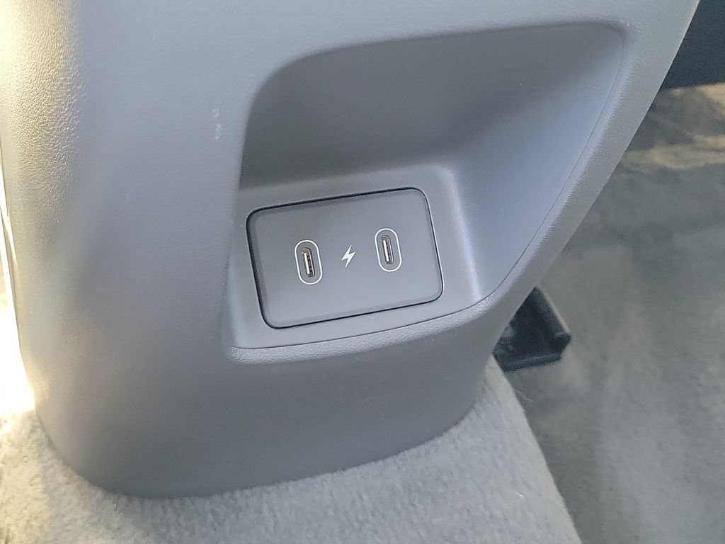 Used 2024 Hyundai Elantra SEL w/ Convenience Package FWD image 9
