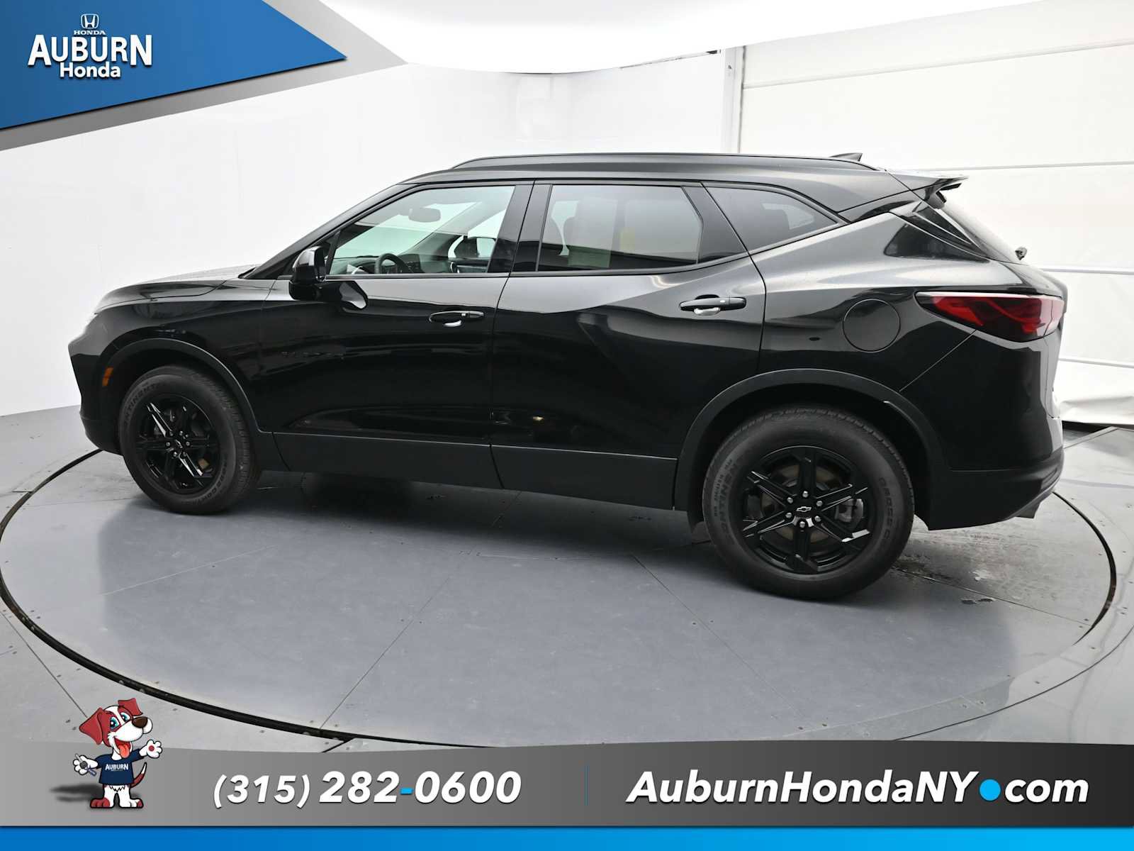 Used 2025 Chevrolet Blazer LT w/ Convenience Package image 14