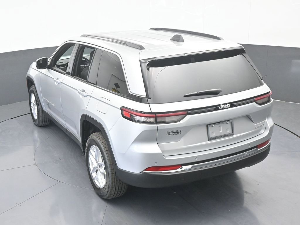 New 2026 Jeep Grand Cherokee Laredo X image 43