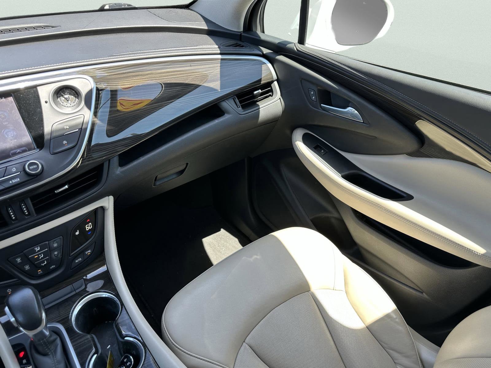 Used 2020 Buick Envision Essence w/ Experience Buick Package FWD image 16