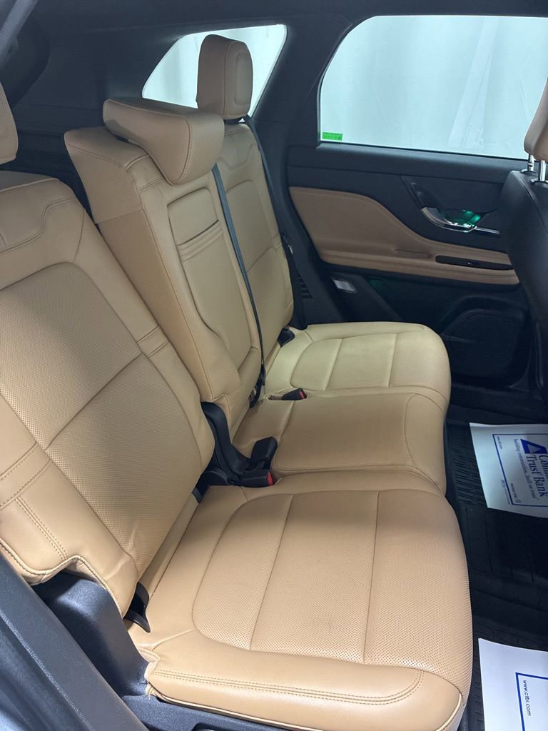 Used 2023 Lincoln Corsair Reserve w/ Jet Appearance Package image 25