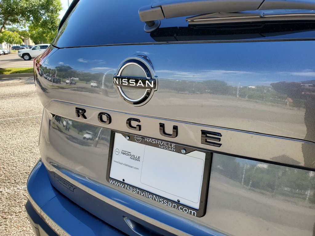 New 2026 Nissan Rogue Dark Armor FWD image 6