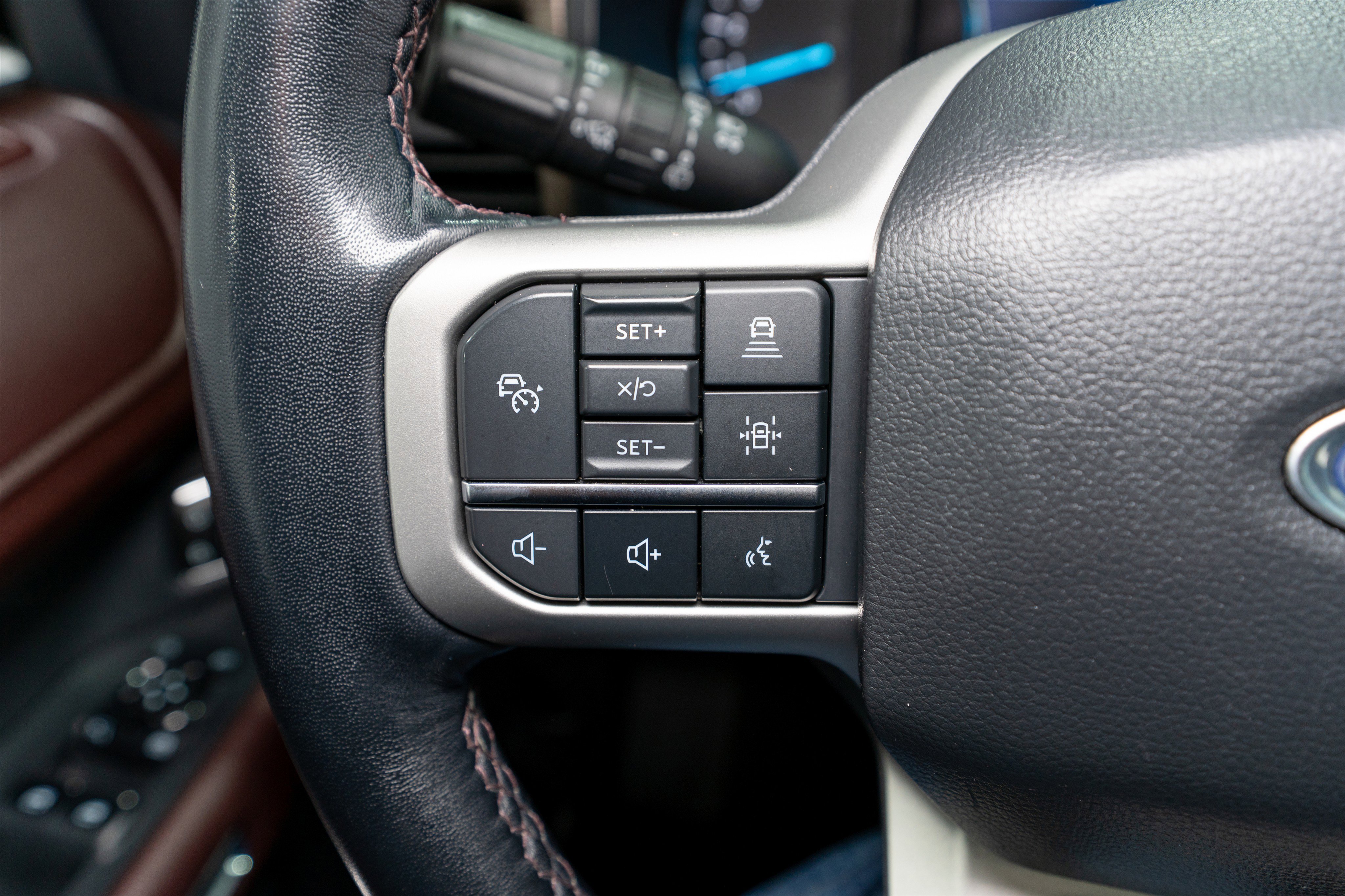 Used 2023 Ford Expedition Max Limited image 31