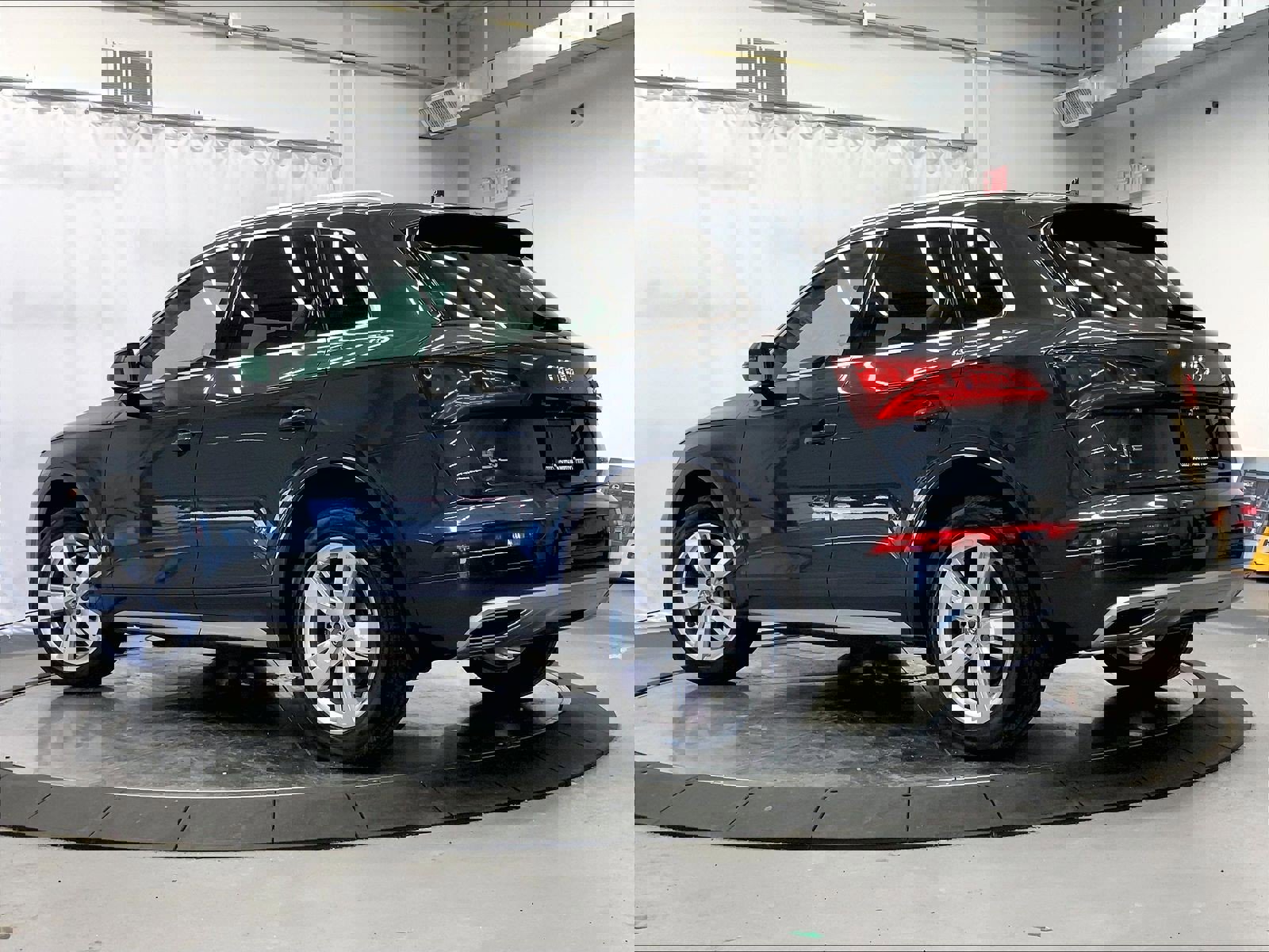 Used 2019 Audi Q5 2.0T Premium Plus w/ Premium Plus Package image 9