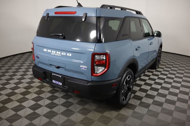 Used 2023 Ford Bronco Sport Outer Banks w/ Tech Package AWD/4WD image 4