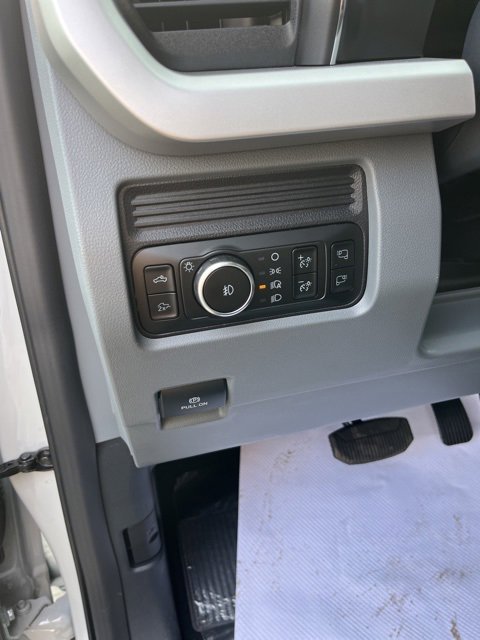 New 2026 Ford F250 XLT w/ XLT Premium Package image 17
