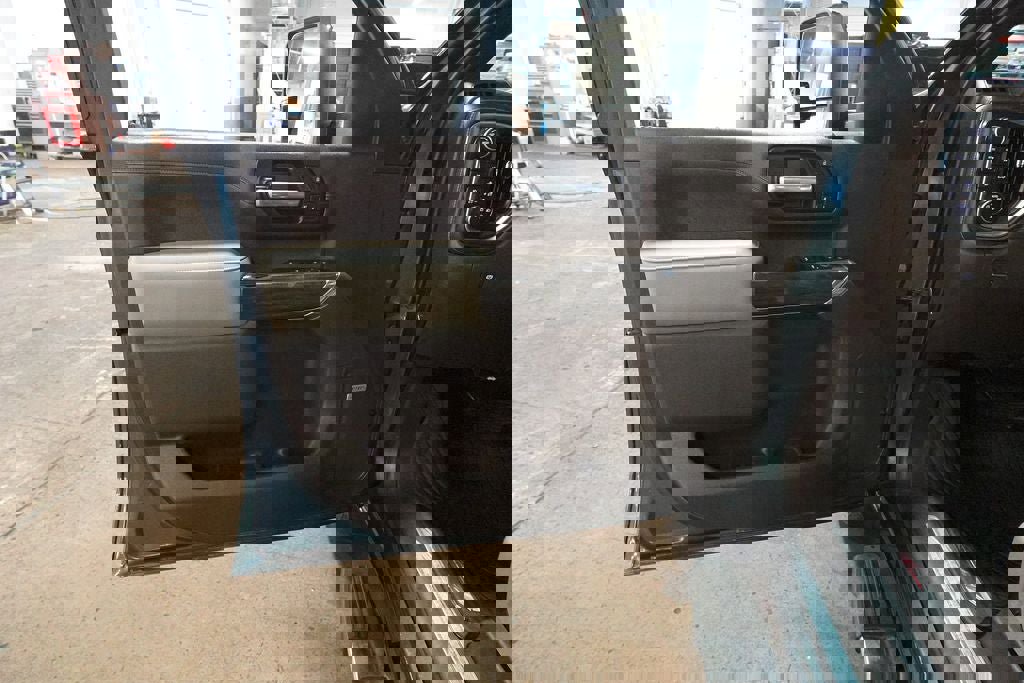 Used 2020 Chevrolet Silverado 2500 LTZ w/ LTZ Plus Package image 8