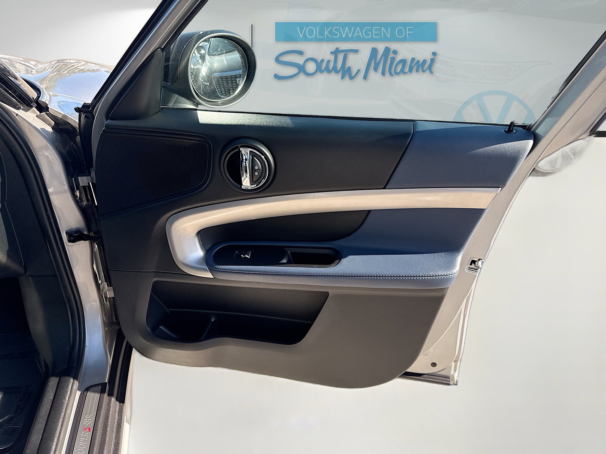 Used 2024 MINI Cooper Countryman S w/ Signature Upholstery Package image 34