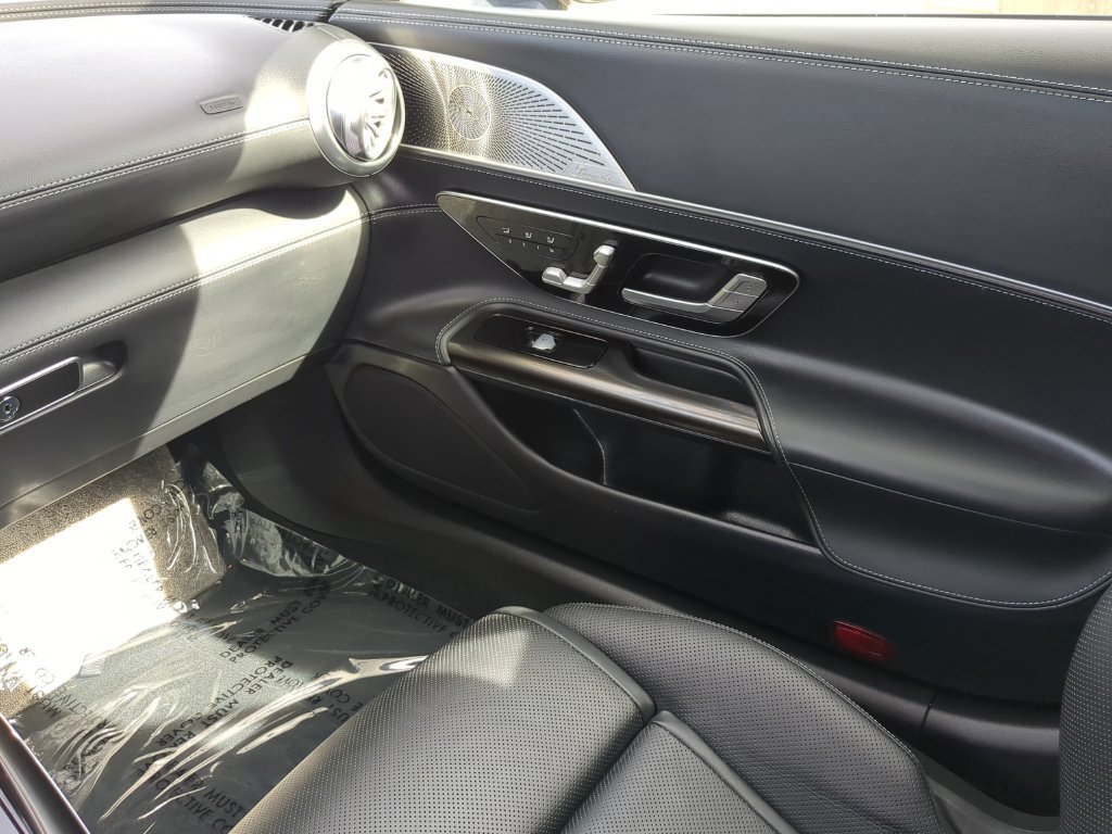 Certified 2022 Mercedes-Benz SL 63 AMG 4MATIC image 13