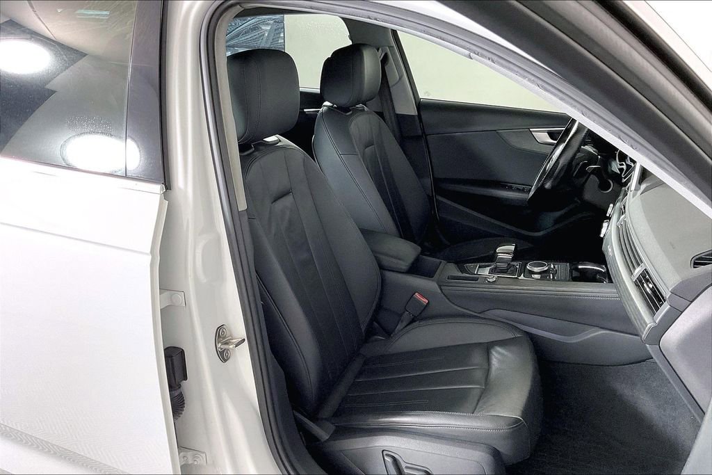 Used 2019 Audi A4 2.0T Premium Plus w/ Premium Plus Package image 6
