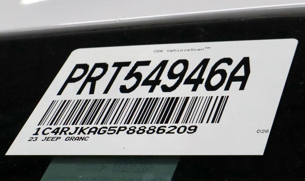 Used 2023 Jeep Grand Cherokee L Laredo AWD/4WD image 32