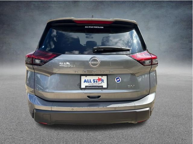 Used 2024 Nissan Rogue SV FWD image 8