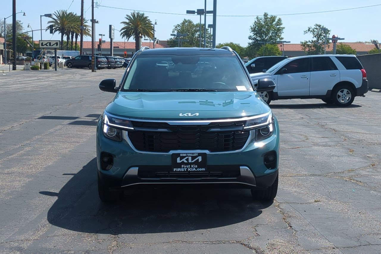 New 2026 Kia Seltos S FWD image 2