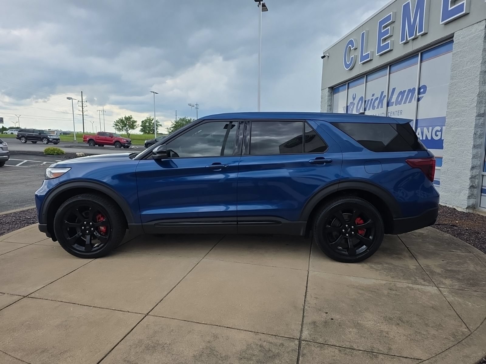 Used 2021 Ford Explorer ST w/ Equipment Group 401A AWD/4WD image 4